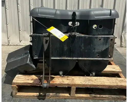 FREIGHTLINER Cascadia 125 Battery Boxes