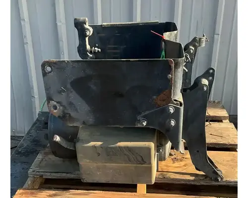 FREIGHTLINER Cascadia 125 Battery Boxes