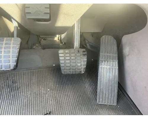 FREIGHTLINER Cascadia 125 BrakeClutch Pedal Box
