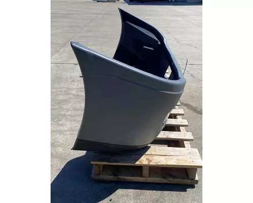 FREIGHTLINER Cascadia 125 Bumper Assembly, Front