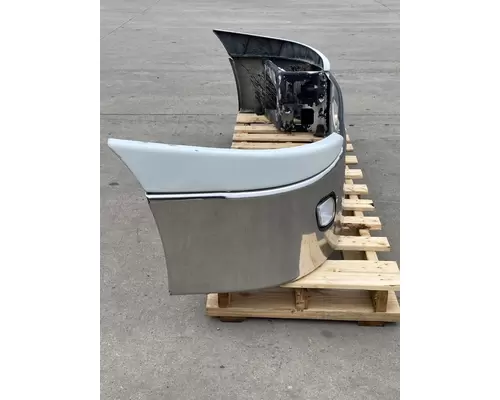 FREIGHTLINER Cascadia 125 Bumper Assembly, Front