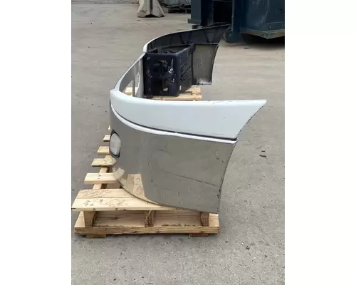 FREIGHTLINER Cascadia 125 Bumper Assembly, Front