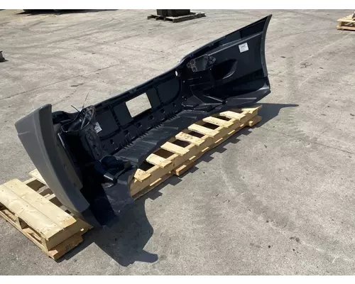 FREIGHTLINER Cascadia 125 Bumper Assembly, Front