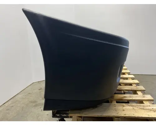 FREIGHTLINER Cascadia 125 Bumper Assembly, Front