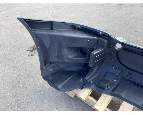 FREIGHTLINER Cascadia 125 Bumper Assembly, Front