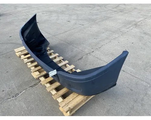 FREIGHTLINER Cascadia 125 Bumper Assembly, Front