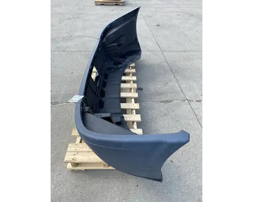 FREIGHTLINER Cascadia 125 Bumper Assembly, Front