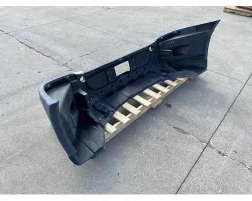 FREIGHTLINER Cascadia 125 Bumper Assembly, Front