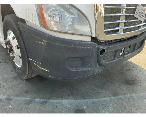FREIGHTLINER Cascadia 125 Bumper Assembly, Front