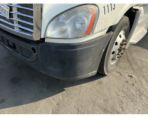 FREIGHTLINER Cascadia 125 Bumper Assembly, Front