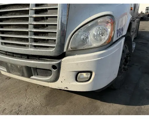 FREIGHTLINER Cascadia 125 Bumper Assembly, Front