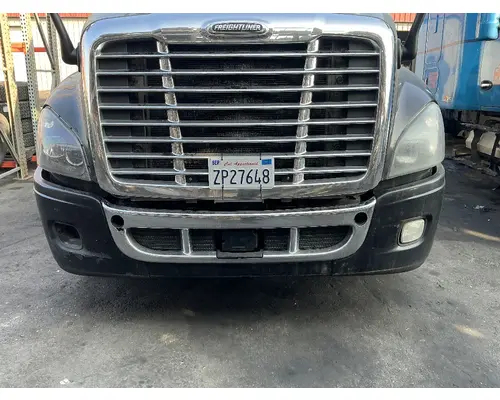 FREIGHTLINER Cascadia 125 Bumper Assembly, Front