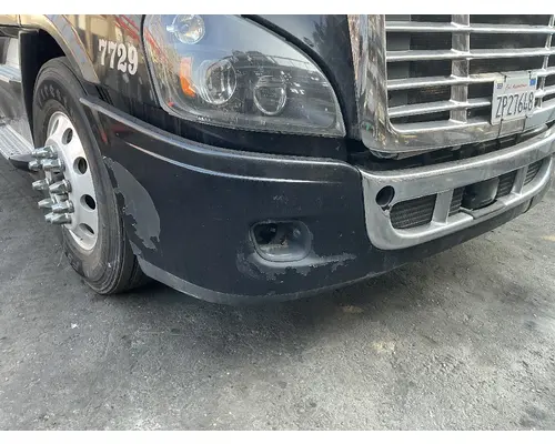 FREIGHTLINER Cascadia 125 Bumper Assembly, Front