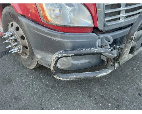 FREIGHTLINER Cascadia 125 Bumper Assembly, Front