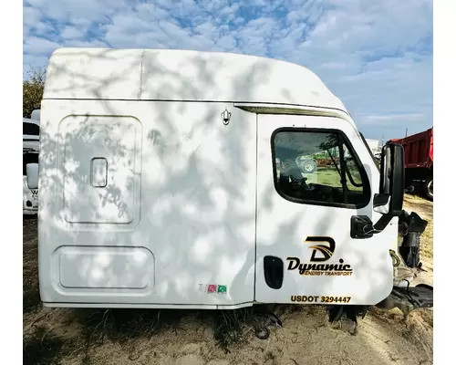 FREIGHTLINER Cascadia 125 Cab Assembly