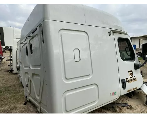 FREIGHTLINER Cascadia 125 Cab Assembly