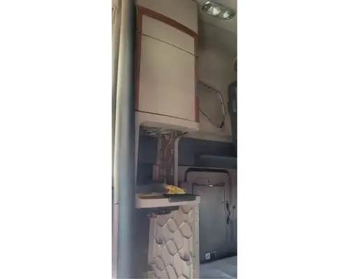 FREIGHTLINER Cascadia 125 Cab Assembly