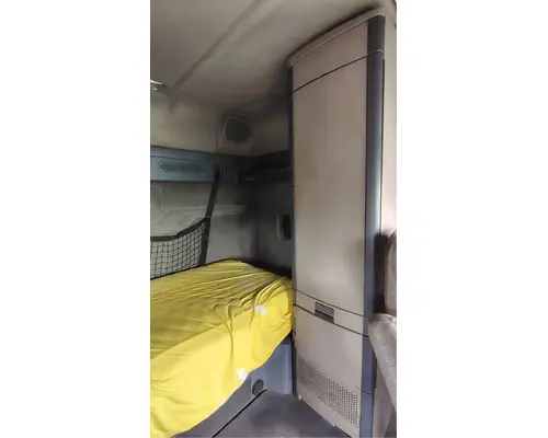 FREIGHTLINER Cascadia 125 Cab Assembly