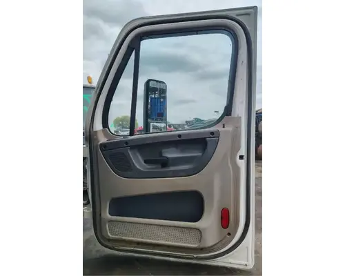 FREIGHTLINER Cascadia 125 Cab Assembly