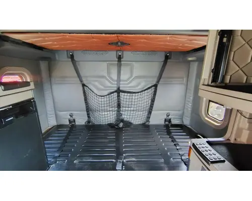FREIGHTLINER Cascadia 125 Cab Assembly