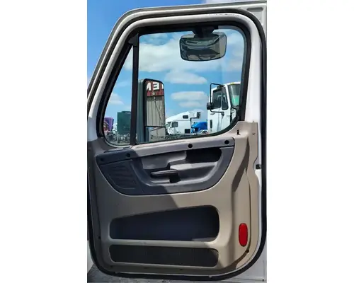 FREIGHTLINER Cascadia 125 Cab Assembly