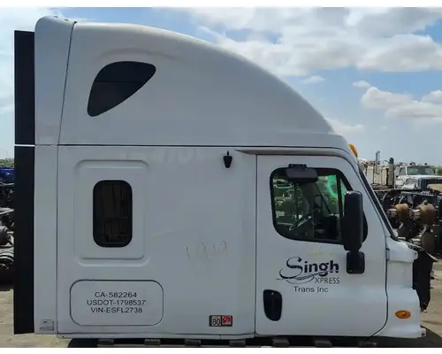 FREIGHTLINER Cascadia 125 Cab Assembly