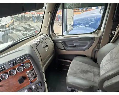 FREIGHTLINER Cascadia 125 Cab Assembly