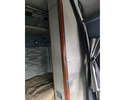 FREIGHTLINER Cascadia 125 Cab Assembly