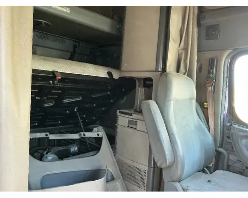 FREIGHTLINER Cascadia 125 Cab Assembly