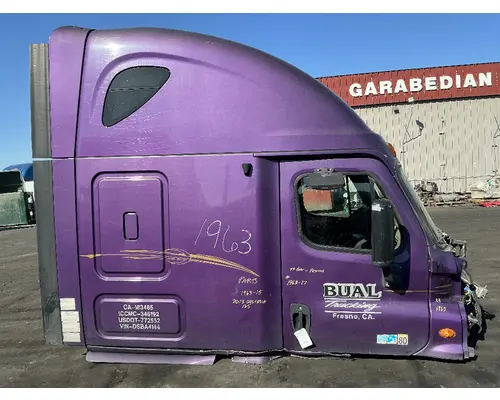 FREIGHTLINER Cascadia 125 Cab Assembly