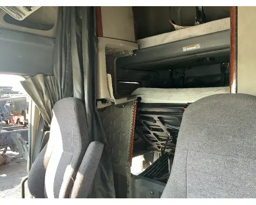 FREIGHTLINER Cascadia 125 Cab Assembly