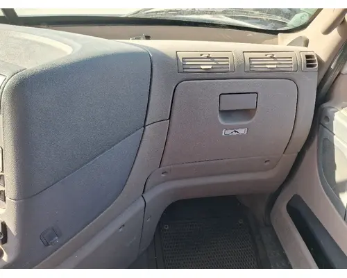 FREIGHTLINER Cascadia 125 Cab Assembly