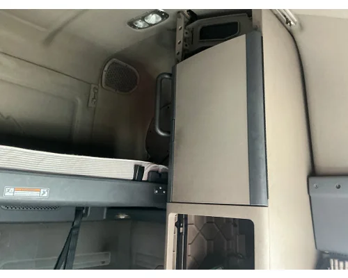 FREIGHTLINER Cascadia 125 Cab Assembly