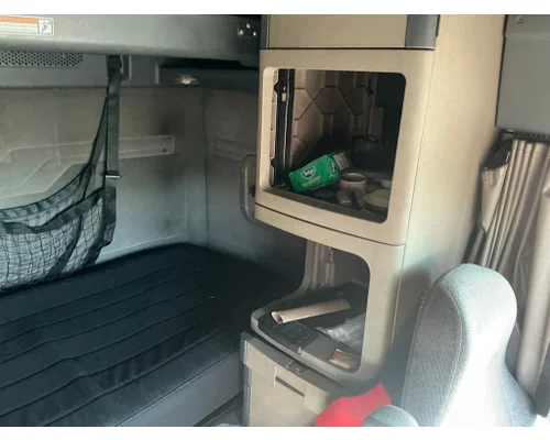 FREIGHTLINER Cascadia 125 Cab Assembly