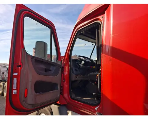 FREIGHTLINER Cascadia 125 Cab Assembly