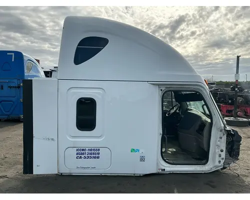 FREIGHTLINER Cascadia 125 Cab Assembly