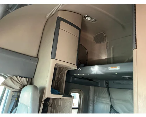 FREIGHTLINER Cascadia 125 Cab Assembly