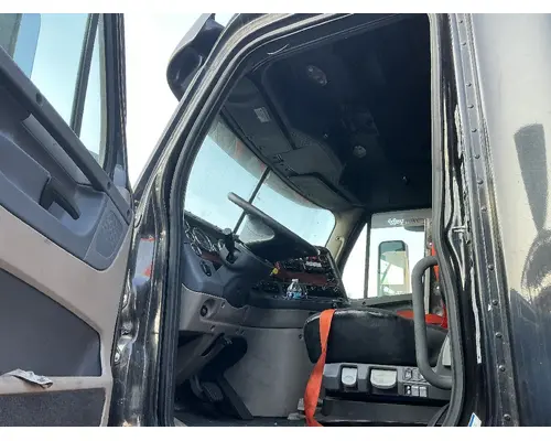 FREIGHTLINER Cascadia 125 Cab Assembly