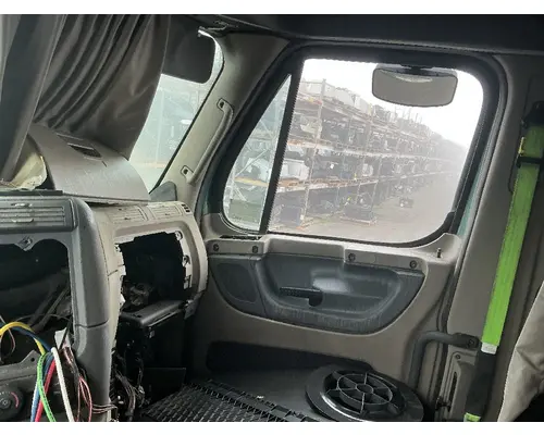 FREIGHTLINER Cascadia 125 Cab Assembly