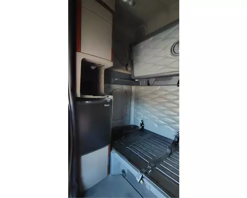 FREIGHTLINER Cascadia 125 Cab Assembly