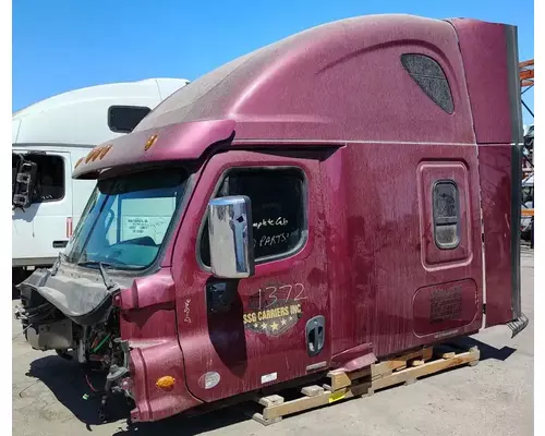FREIGHTLINER Cascadia 125 Cab Assembly