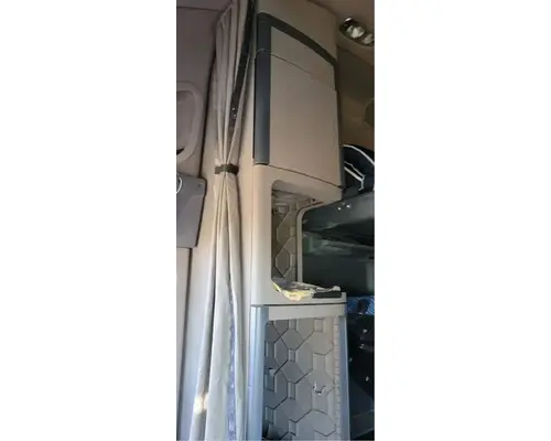 FREIGHTLINER Cascadia 125 Cab Assembly