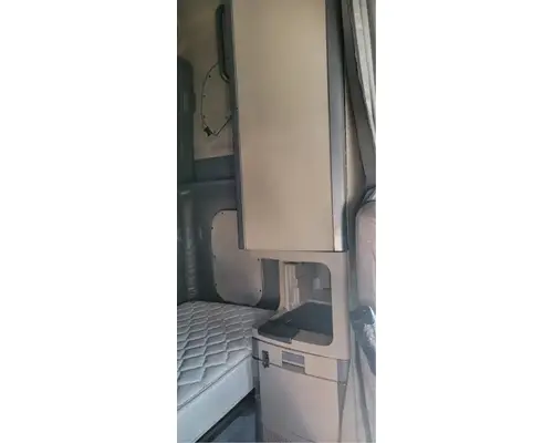 FREIGHTLINER Cascadia 125 Cab Assembly
