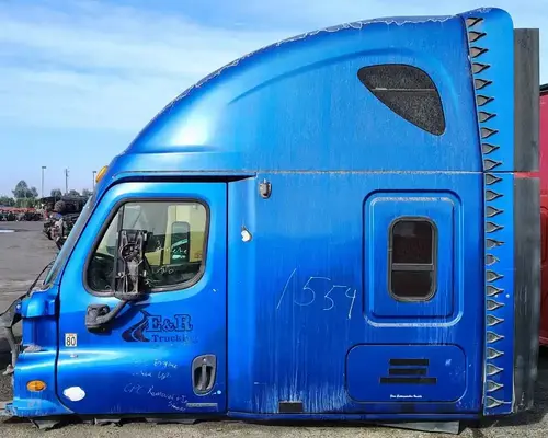 FREIGHTLINER Cascadia 125 Cab Assembly