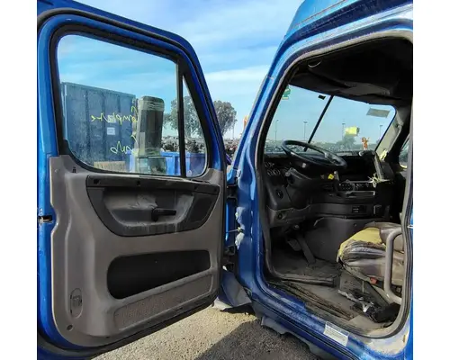 FREIGHTLINER Cascadia 125 Cab Assembly