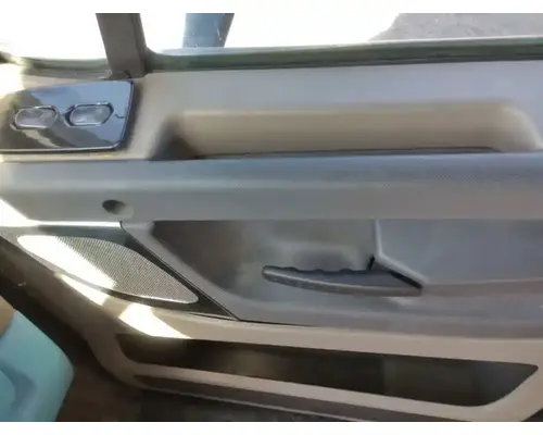 FREIGHTLINER Cascadia 125 Cab Assembly