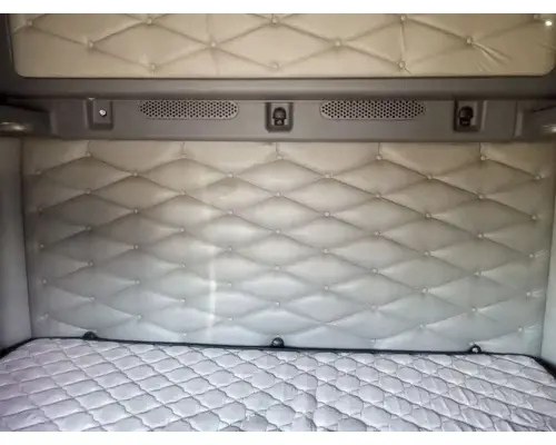 FREIGHTLINER Cascadia 125 Cab Assembly