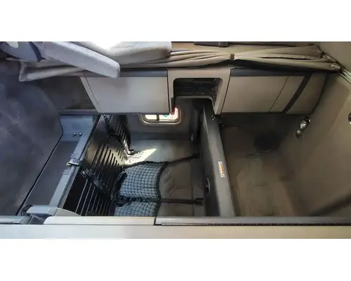 FREIGHTLINER Cascadia 125 Cab Assembly