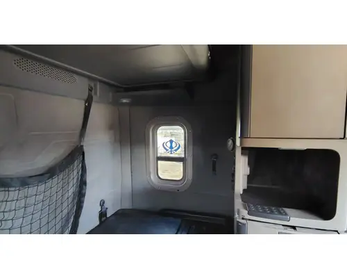 FREIGHTLINER Cascadia 125 Cab Assembly