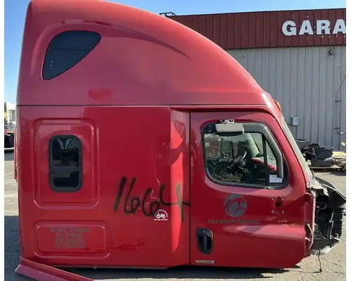 FREIGHTLINER Cascadia 125 Cab Assembly